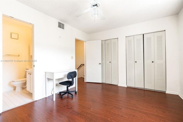 2683 NE 15th St, Pompano Beach, FL 33062