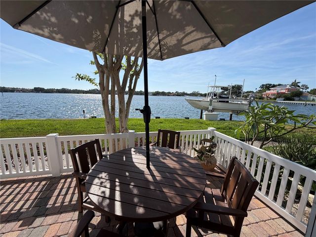 5001 STARFISH DRIVE SE B, St Petersburg, FL 33705