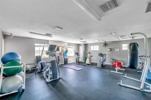 5001 STARFISH DRIVE SE B, St Petersburg, FL 33705