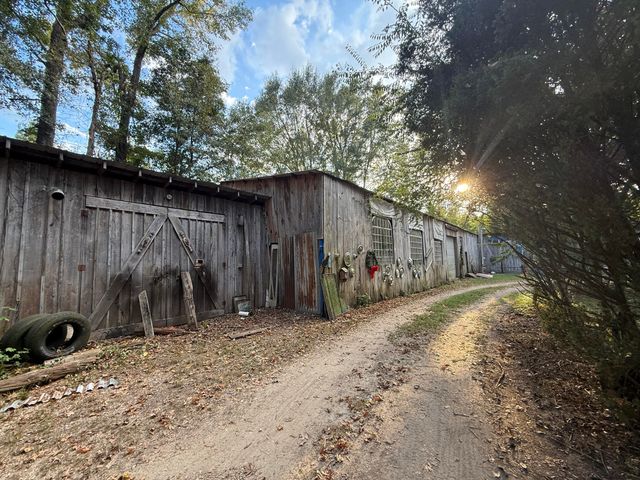 41 Terrys Chapel Rd., Foxworth, MS 39483