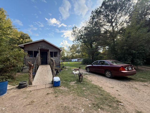 41 Terrys Chapel Rd., Foxworth, MS 39483