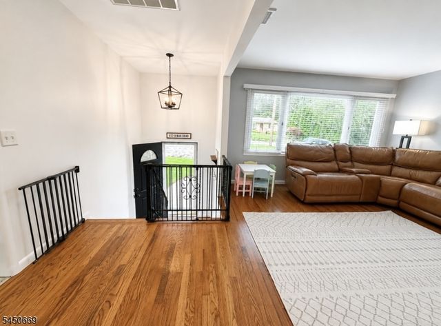 522 Dinah Rd, Roxbury Twp., NJ 07850