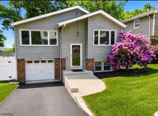 522 Dinah Rd, Roxbury Twp., NJ 07850