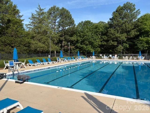 11413 Hunters Landing Drive, Charlotte, NC 28273