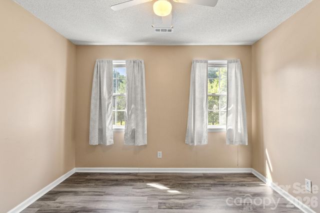 11413 Hunters Landing Drive, Charlotte, NC 28273