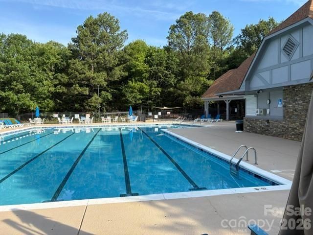 11413 Hunters Landing Drive, Charlotte, NC 28273