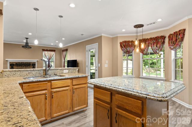 11413 Hunters Landing Drive, Charlotte, NC 28273