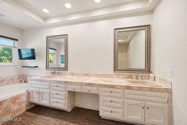 3732 Via Del Prado, Calabasas, CA 91302