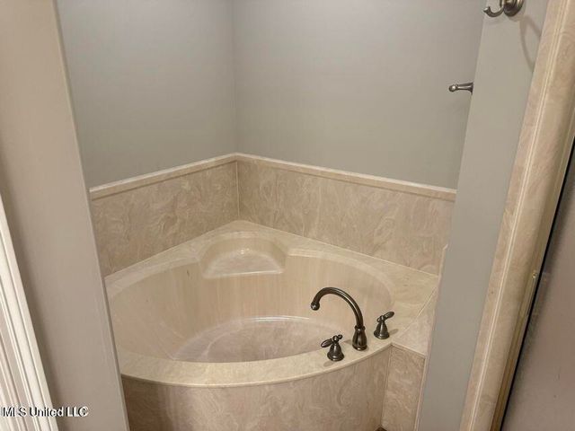 2556 Marcia Court, 202, Biloxi, MS 39531