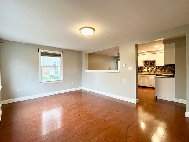 11 Jones Landing B, Walpole, MA 02081