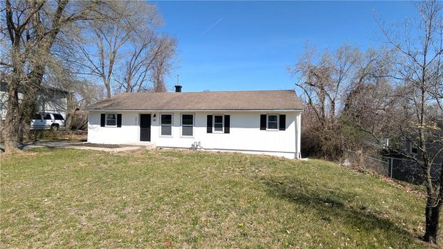 3812 E 93RD Street, Kansas City, MO 64132