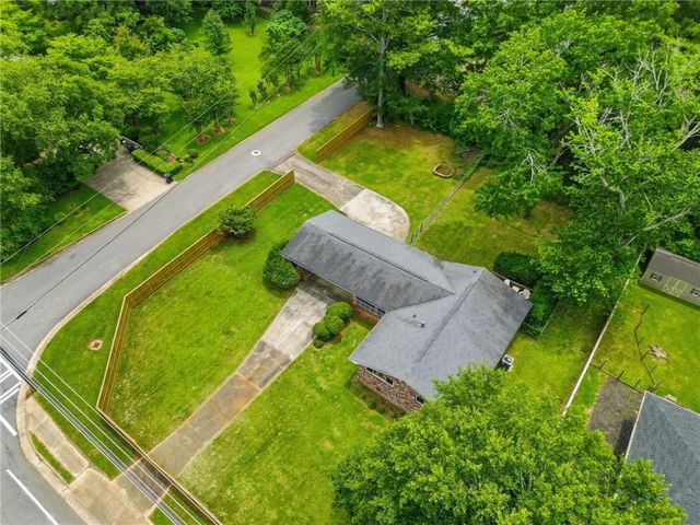 1808 Sandy Plains Road, Marietta, GA 30066