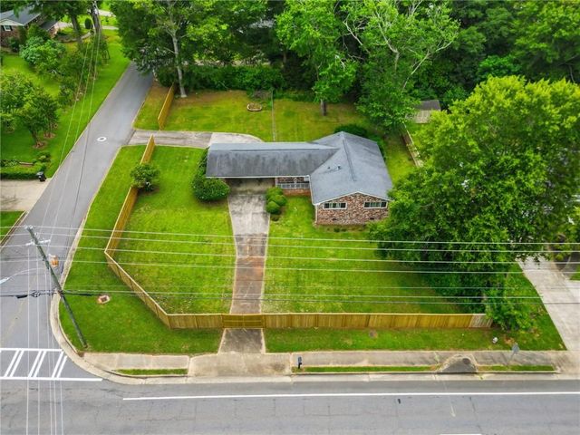 1808 Sandy Plains Road, Marietta, GA 30066