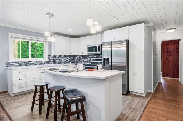 1808 Sandy Plains Road, Marietta, GA 30066