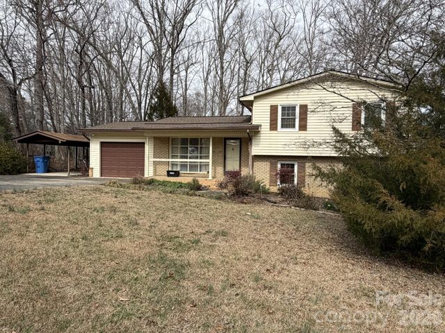 2033 Sprucewood Street, Albemarle, NC 28001