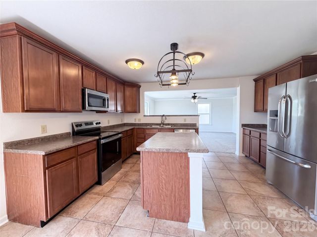 185 Boiling Brook Drive, Statesville, NC 28625