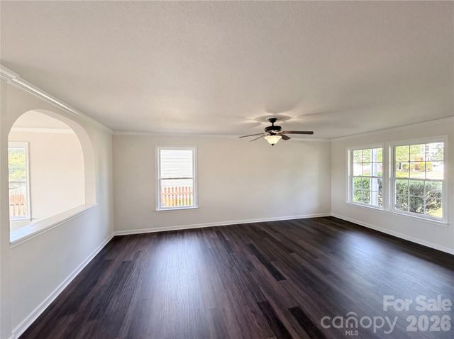 185 Boiling Brook Drive, Statesville, NC 28625