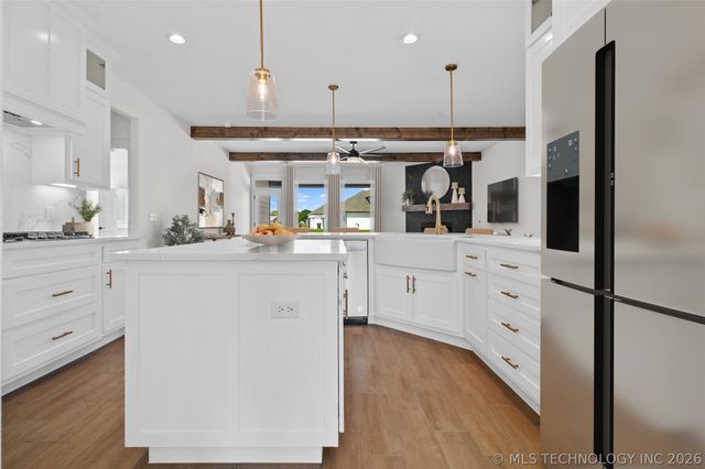 16321 E 101st Street North, Owasso, OK 74055