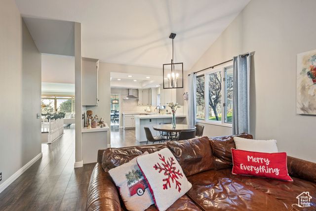 819 N JUNIPERPOINT DR, Salt Lake City, UT 84103