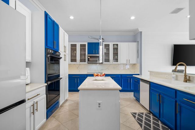 18684 SW 17th Court, Miramar, FL 33029