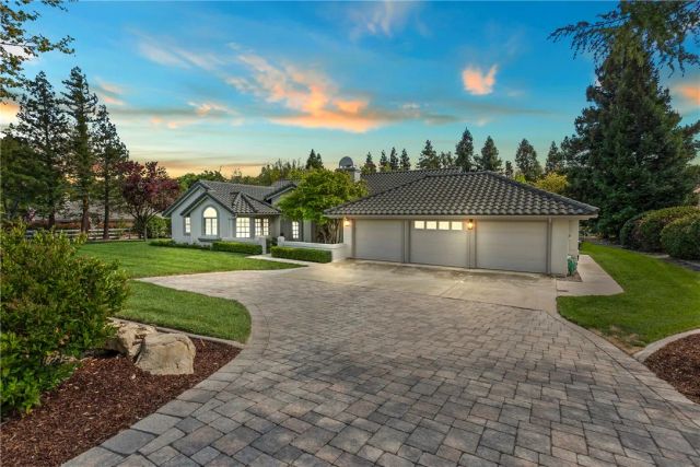 1609 Tanager Court, Templeton, CA 93465