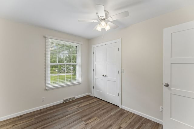 3005 Sheddan Dr, Columbia, TN 38401