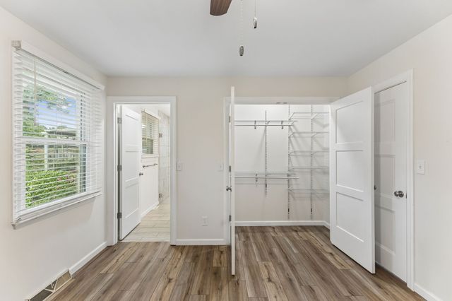 3005 Sheddan Dr, Columbia, TN 38401