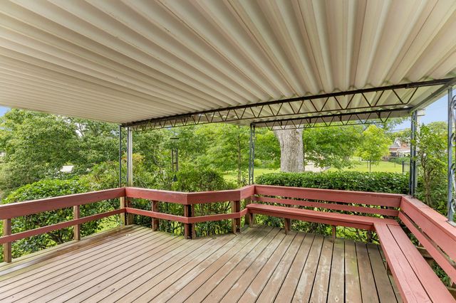 3005 Sheddan Dr, Columbia, TN 38401
