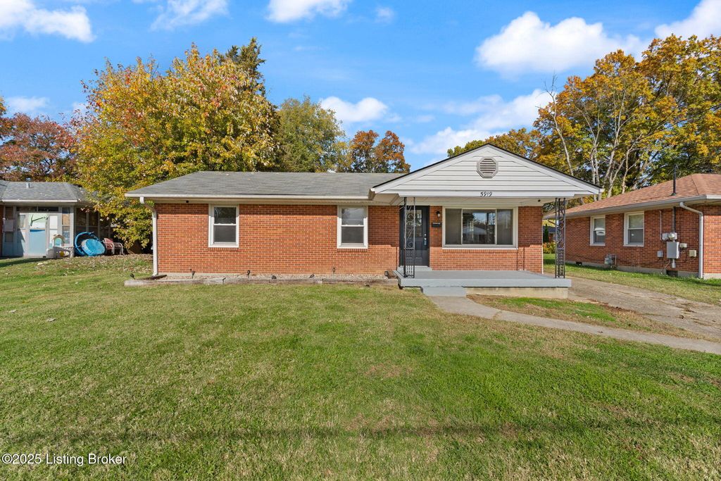 5919 Middlerose Cir, Louisville, KY 40272