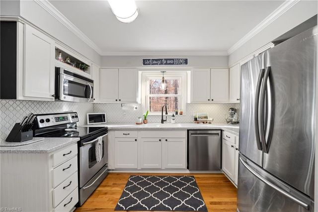 813 Horncastle Road, Winston-salem, NC 27104