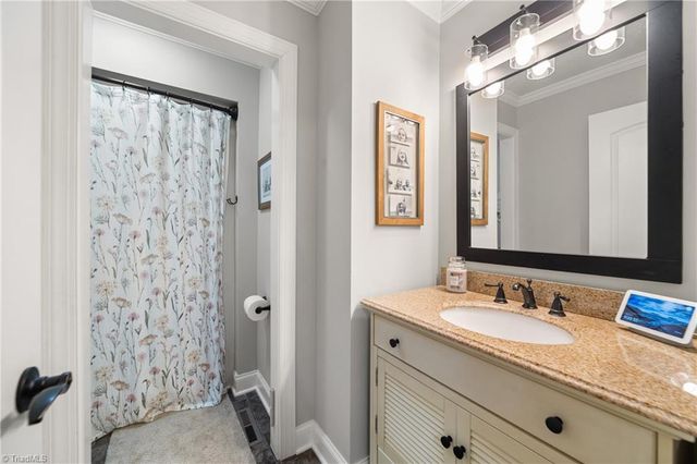 813 Horncastle Road, Winston-salem, NC 27104