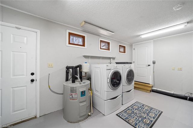 813 Horncastle Road, Winston-salem, NC 27104