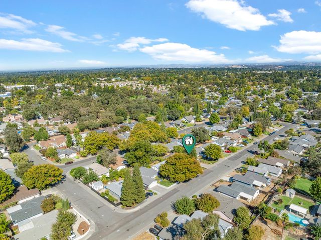 8917 Aksarben Dr, Orangevale, CA 95662