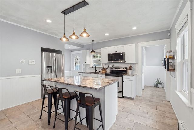 55 Friendly Road, Cranston, RI 02910