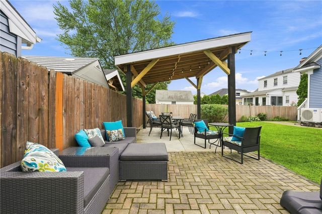 55 Friendly Road, Cranston, RI 02910