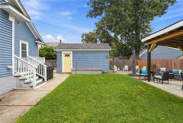 55 Friendly Road, Cranston, RI 02910
