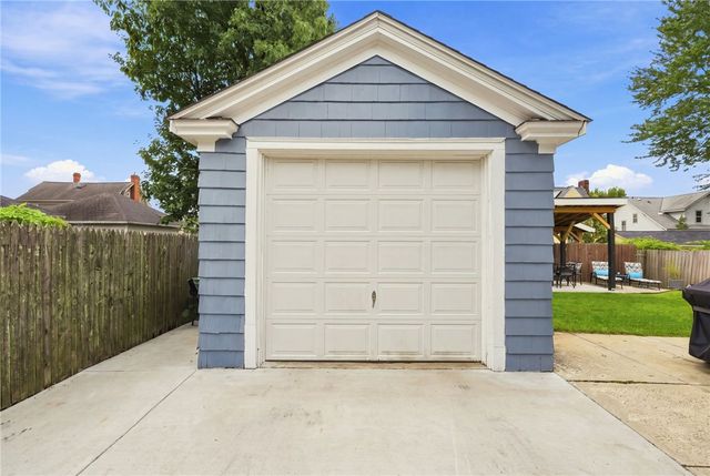 55 Friendly Road, Cranston, RI 02910