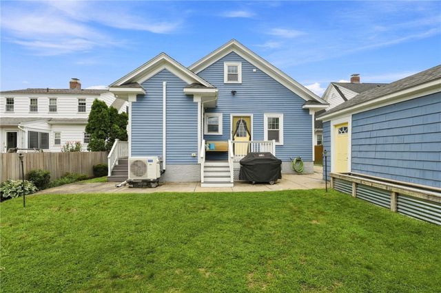 55 Friendly Road, Cranston, RI 02910