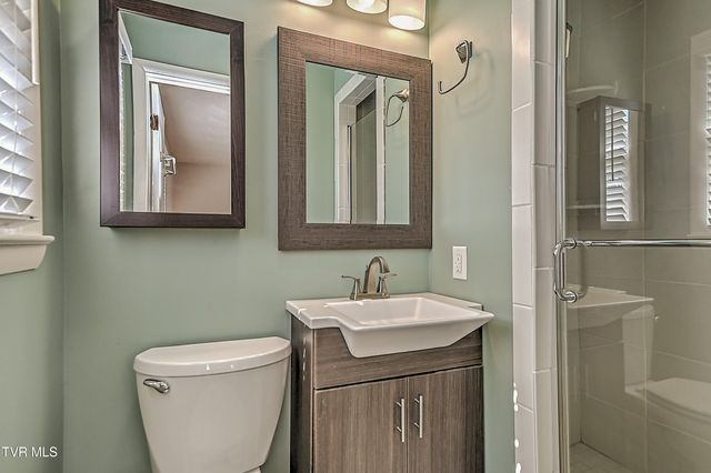115 Edgefield Road, Bristol, TN 37620