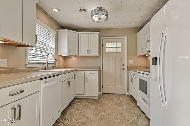 115 Edgefield Road, Bristol, TN 37620