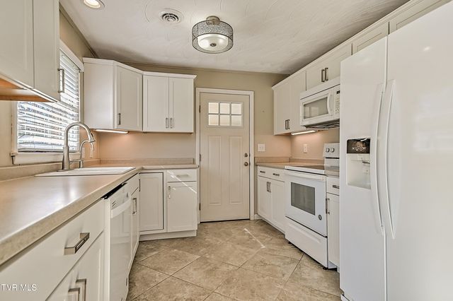 115 Edgefield Road, Bristol, TN 37620