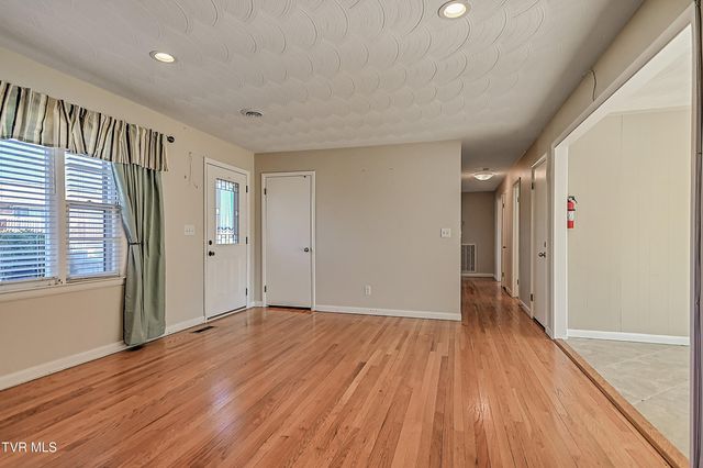 115 Edgefield Road, Bristol, TN 37620
