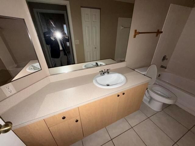 5016 Lantana Road 1103, Lake Worth, FL 33463