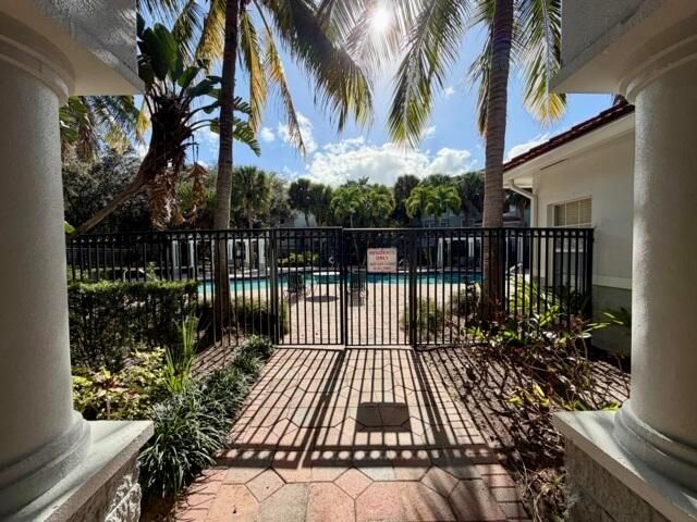 5016 Lantana Road 1103, Lake Worth, FL 33463