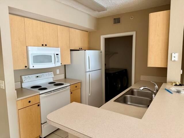 5016 Lantana Road 1103, Lake Worth, FL 33463