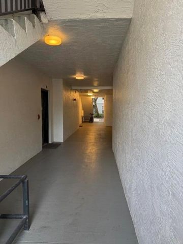 5016 Lantana Road 1103, Lake Worth, FL 33463