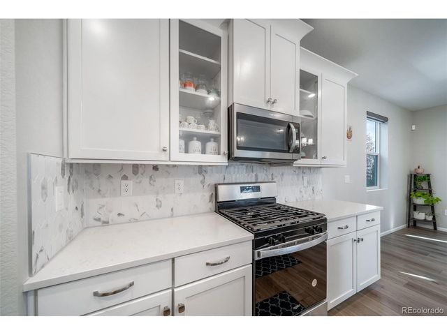 3872 Red Valley Cir, Castle Rock, CO 80104