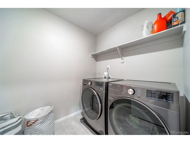 3872 Red Valley Cir, Castle Rock, CO 80104