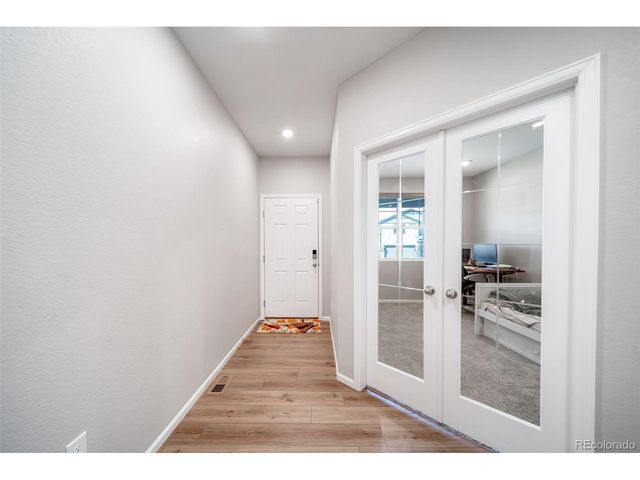 3872 Red Valley Cir, Castle Rock, CO 80104