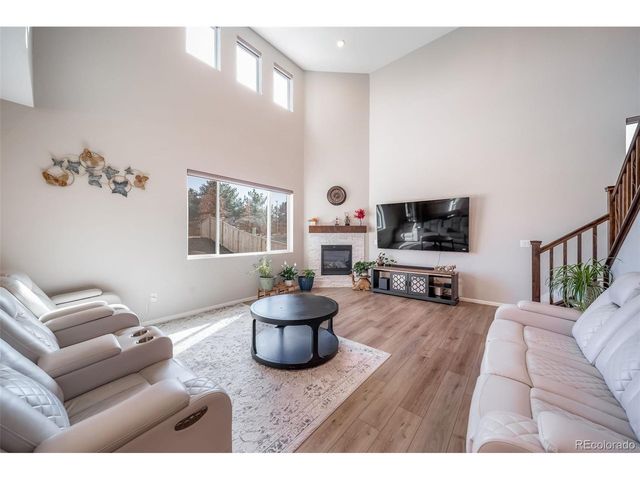 3872 Red Valley Cir, Castle Rock, CO 80104